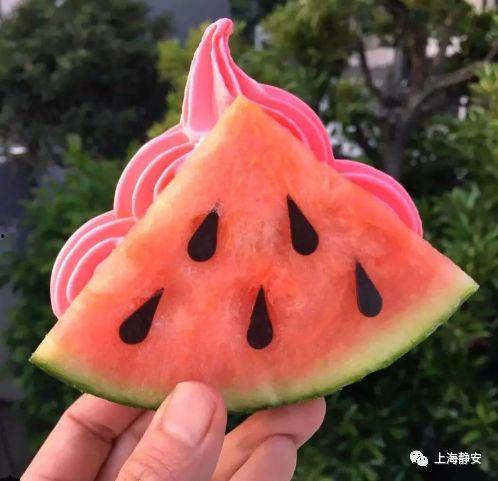 沛县网红吃瓜,一场视觉与味蕾的双重盛宴 第2张 沛县网红吃瓜,一场视觉与味蕾的双重盛宴 第2张